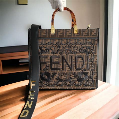 fendi roma negozio|Fendi roma tote bag price.